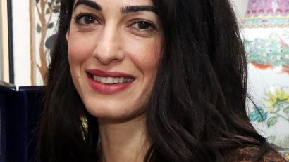 Amal Clooney va sprijini Kievul în bătălia pentru crimele de război din Ucraina