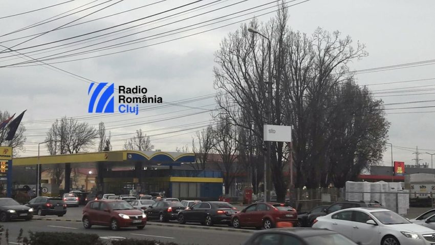 Psihoza carburanților a luat o pauză. Premierul Ciucă anunță controale în benzinării [AUDIO]