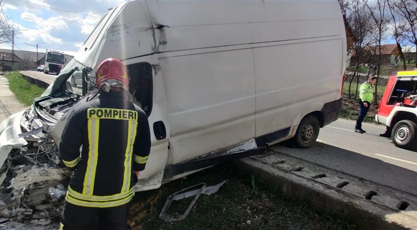 Un bărbat și-a pierdut viața într-un accident rutier