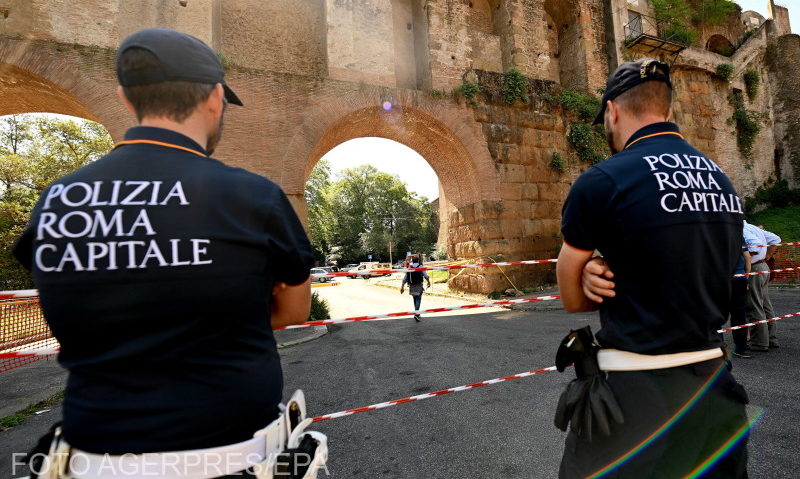 La Roma, s-a prăbuşit o bucată din arcada anticii Porta Maggiore