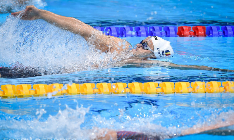 Robert Glinţă, al patrulea în finala probei de 50 m spate