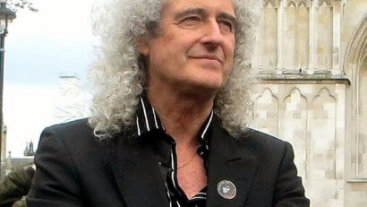 Chitaristului Brian May i-a fost conferit titlul de Sir