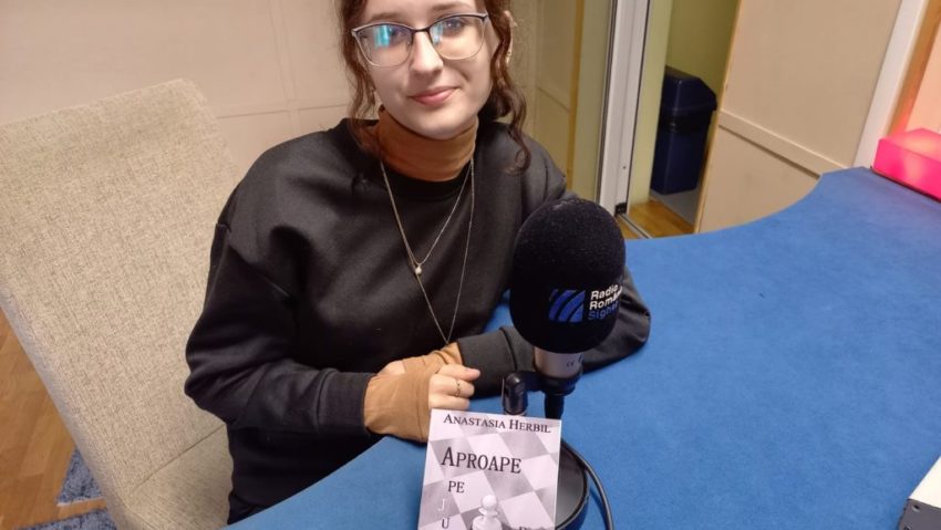 În lumea poeziei, cu tânăra Anastasia Herbil [AUDIO]