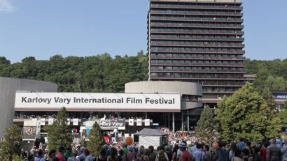 Premiul ironic de la Karlovy Vary [VIDEO]