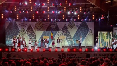 [FOTO/AUDIO] Ansamblul Mugurelul din Sighet a impresionat Polonia