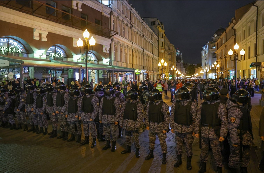 Poliția a făcut peste o mie de arestări în Rusia, după protestele anti-război