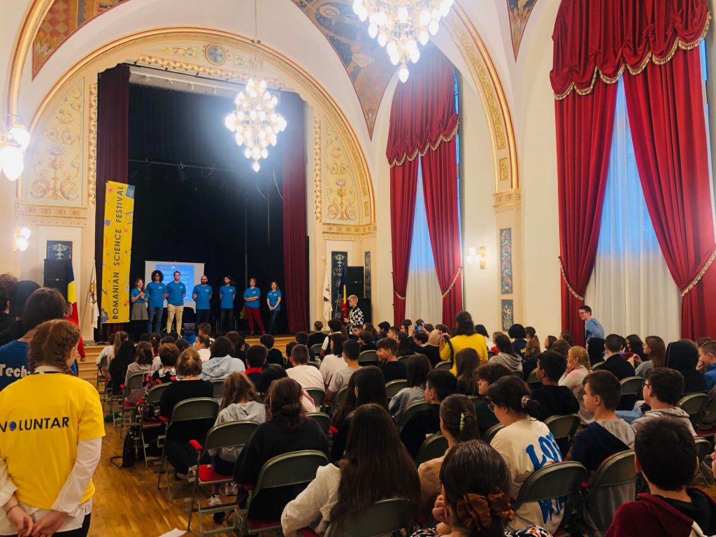 Caravana Romanian Science Festival a ajuns pentru prima dată la Sighetu Marmației [FOTO/AUDIO]