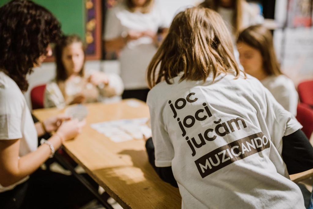 SIGHET – Școala Jocurilor, o alternativă educativă de petrecere a timpului liber/AUDIO