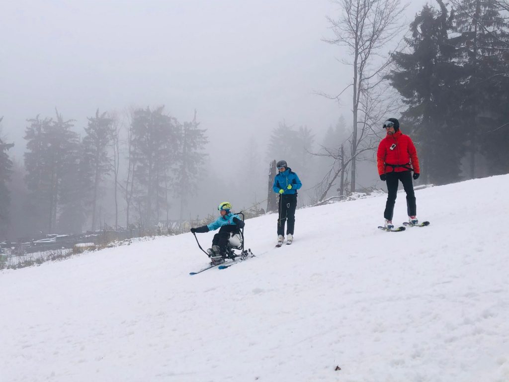 Ieșire pe pârtie pentru persoanele cu nevoi speciale [AUDIO/FOTO]