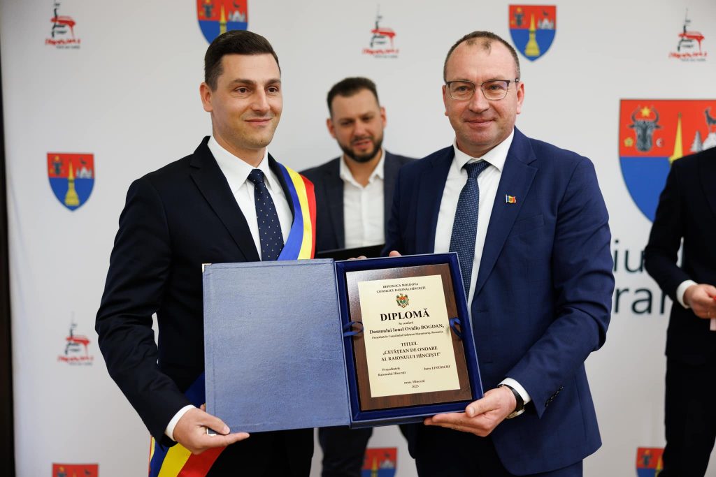 Președintele Consiliul Județean Maramureș, Ionel Bogdan este cetățean de onoare al Raionului Hîncești din Republica Moldova