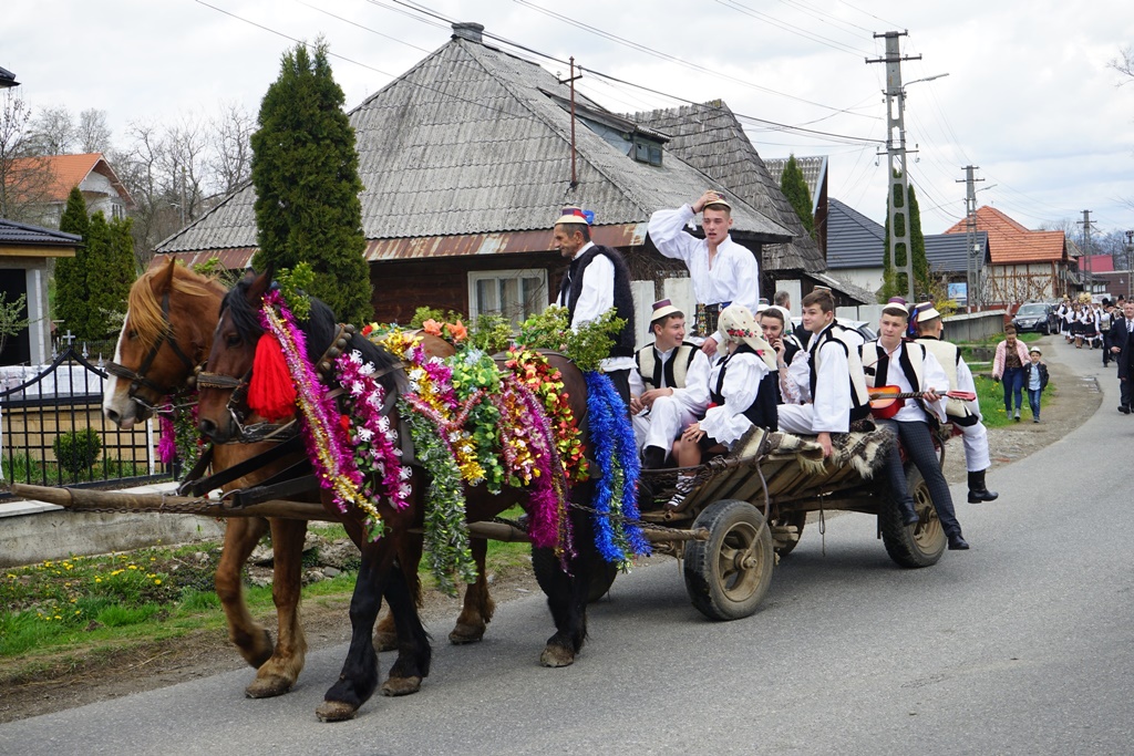 Maramureș – Festivalul folcloric ,,Joc de pe Cosău”, a XV-a ediție