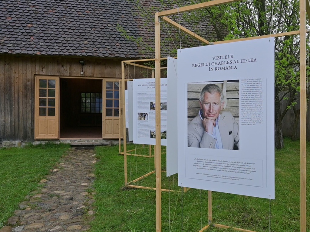 Sătenii din Viscri se pregătesc de ceremonia de încoronare a regelui Charles [VIDEO]