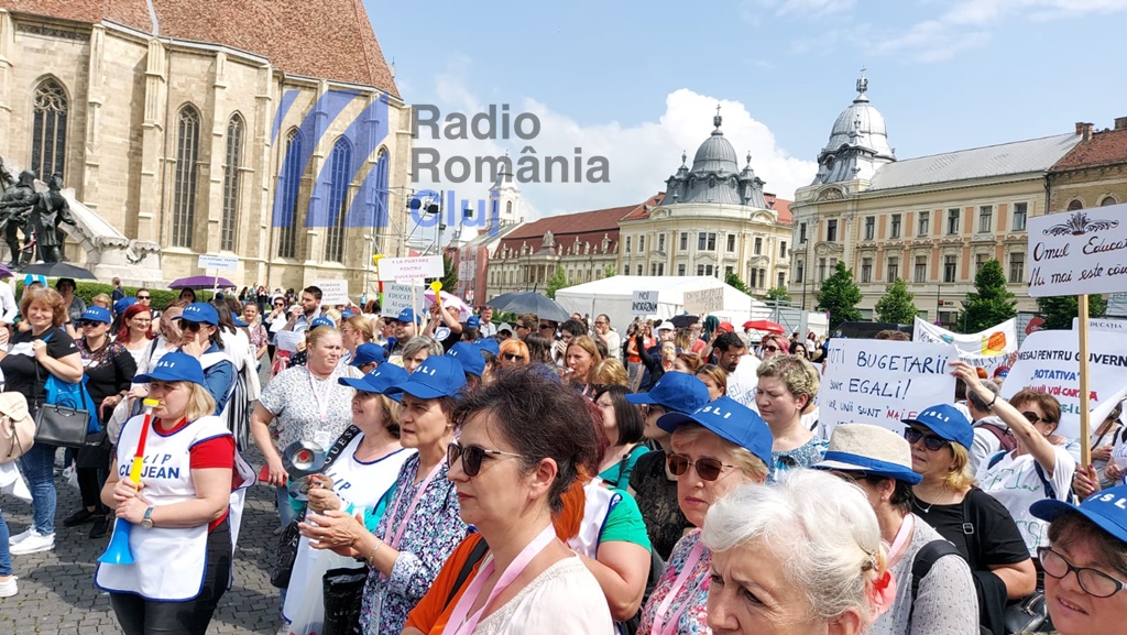 Peste 1.000 de cadre didactice au protestat la Cluj-Napoca [FOTO]