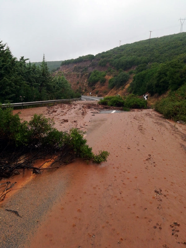 Aproximativ 200 de români se află în zonele afectate de ciclonul Daniel