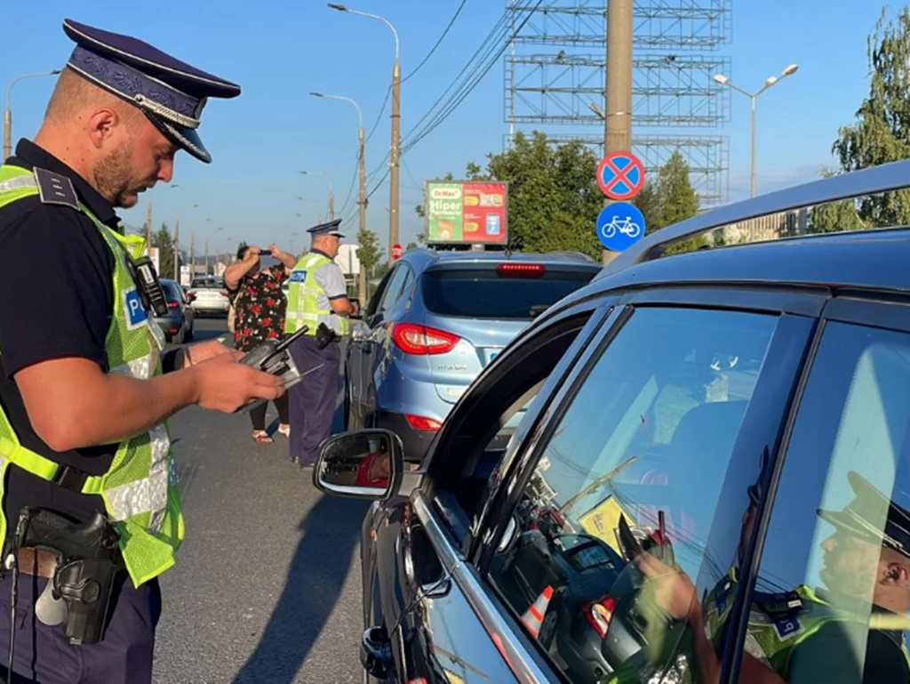 Numărul conducătorilor auto care circulă fără permis a atins cote alarmante