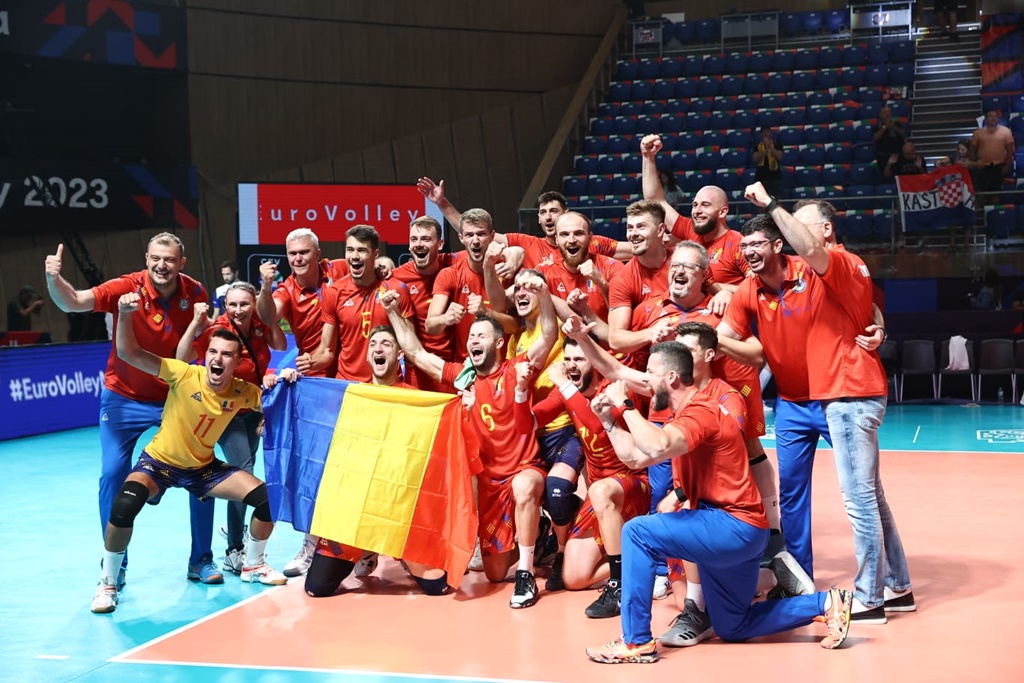 Echipa naţională de volei masculin s-a calificat în sferturile de finală ale Campionatului European