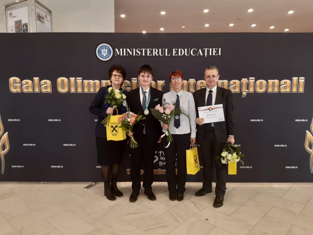 Elevi sigheteni, premiați la Gala Olimpicilor Internaționali