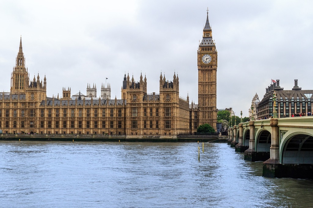 Bărbat arestat după ce a escaladat turnul Big Ben din Londra