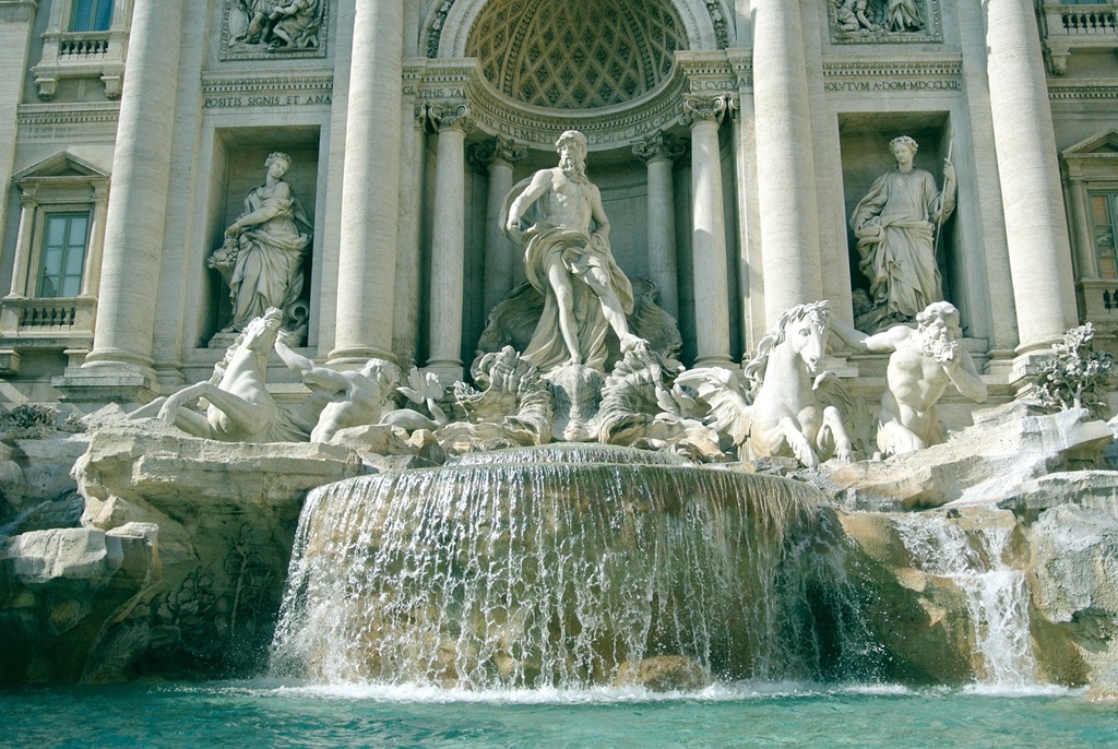 Fontana di Trevi din Roma se redeschide publicului