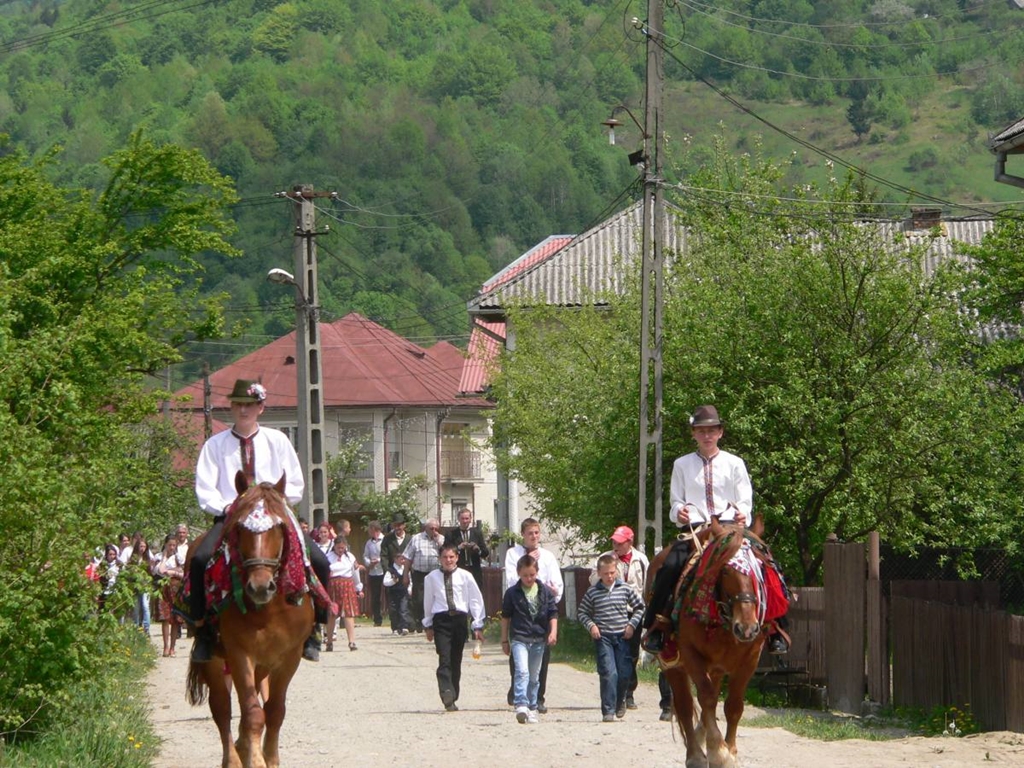 A ieșit de sub tipar Ghidul Turistic al comunei Bistra [AUDIO]