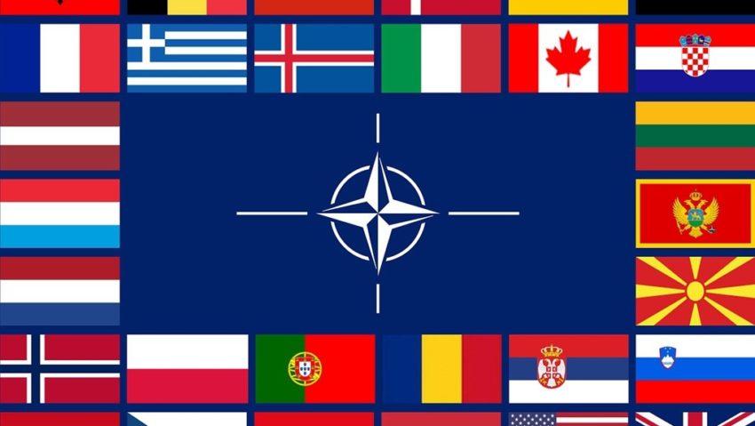 La 29 martie 2004 România adera oficial la NATO