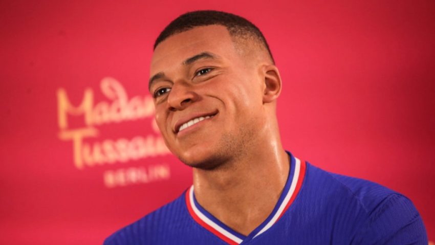 Kylian Mbappe a fost desemnat cel mai bun fotbalist al anului 2024