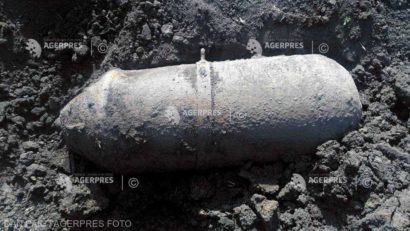 Bombă de 100 de kilograme, descoperită în timpul unor lucrări de excavare