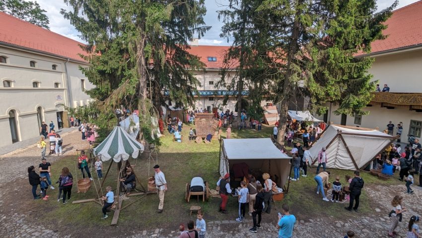 Sărbătoare la castel! În Gilău