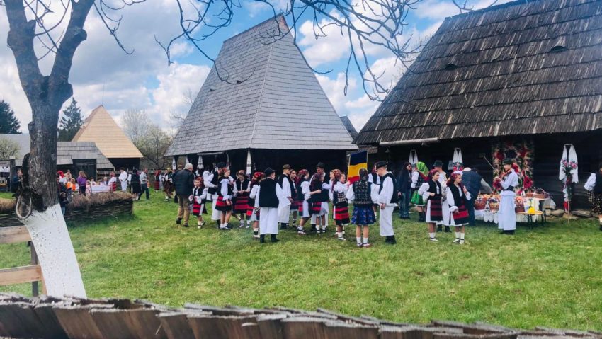 Tradiţii în a doua zi de Paşti în Transilvania