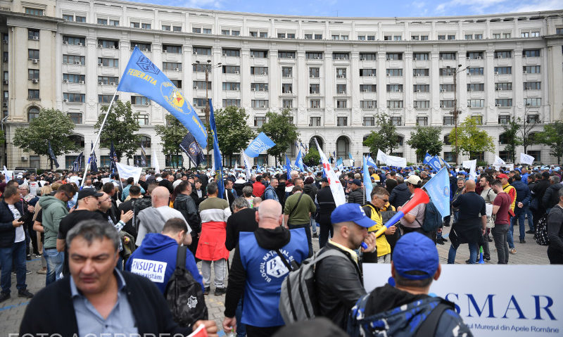 Blocul Național Sindical protestează în fața Guvernului