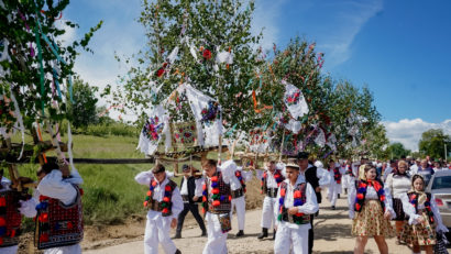 Cel mai harnic om din sat, sărbătorit la Tânjaua Hotenarilor