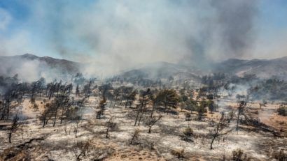 Incendii masive lângă Atena