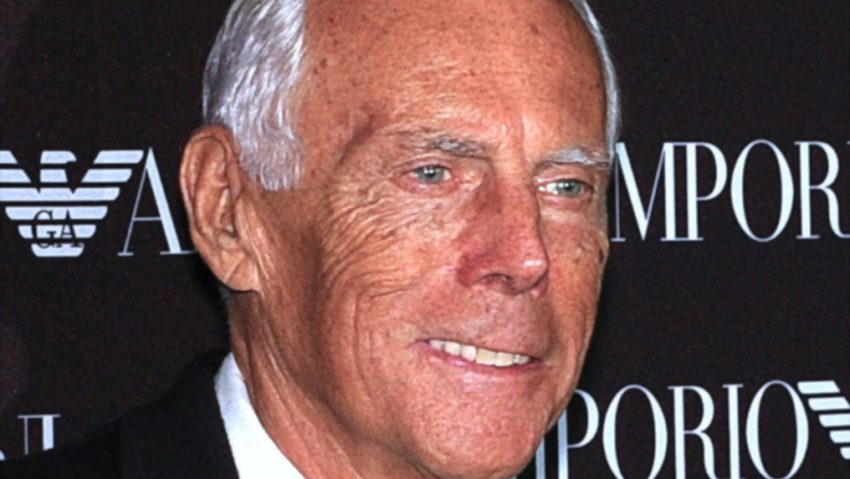 Ce face Giorgio Armani la 90 de ani