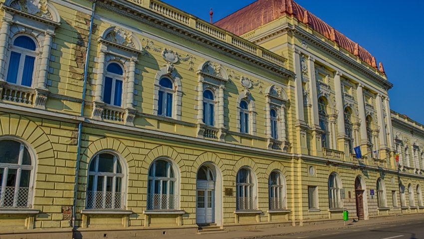 O clădire-monument din Oradea va fi reabilitată