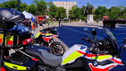 Motociclete SMURD cu defibrilator, prezentate în prezența lui Raed Arafat | FOTO