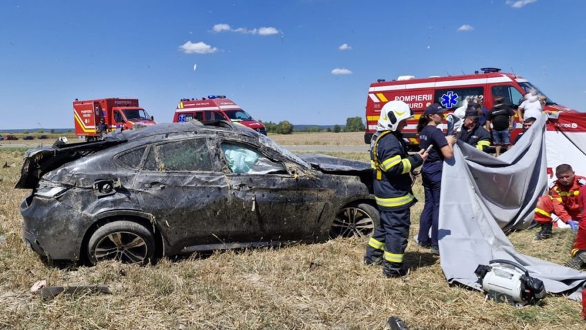 Doi adulți și o fetiță au decedat într-un grav accident rutier | FOTO