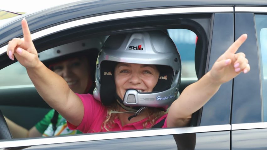 Motoarele se turează din nou la Women Rally