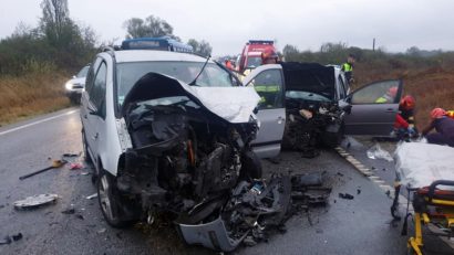 Șase răniți într-un accident rutier produs în această dimineață | FOTO