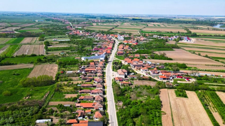 Se modernizează drumul care leagă municipiul Satu Mare de Maramureș