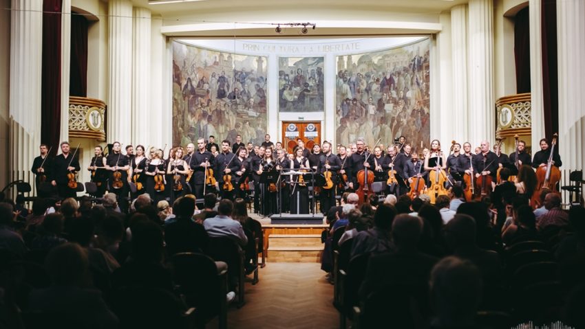 Filarmonica Transilvania, debut de stagiune tot fără sediu propriu