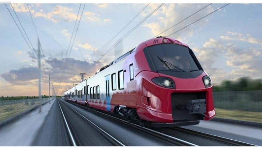 Primul tren electric cumpărat de România a fost vandalizat