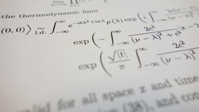 Un elev a creat o aplicaţie pentru rezolvarea ecuaţiilor matematice