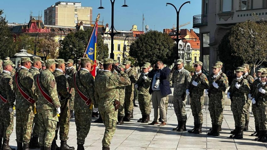 Premieră la Oradea: Studenții mediciniști militari au depus jurământul | FOTO