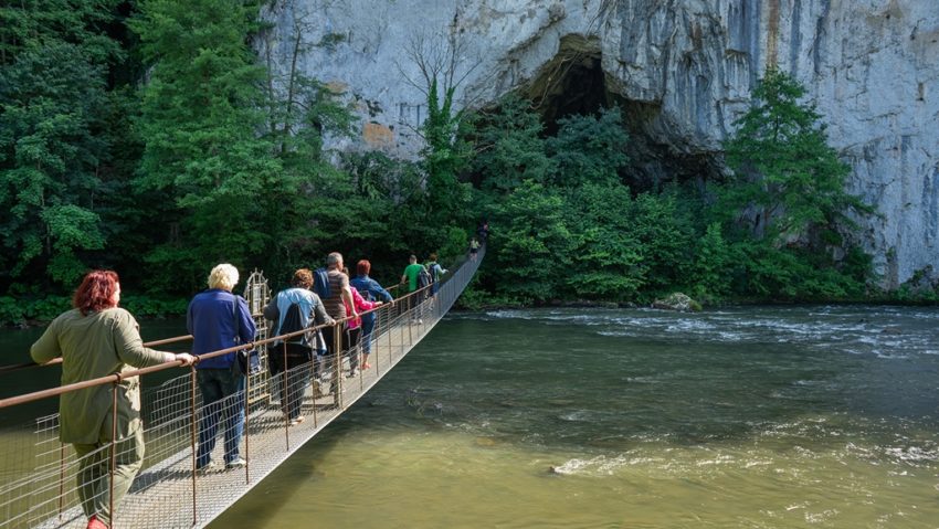 Cinci peșteri din Defileul Crișului Repede vor fi amenajate