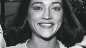 A murit Olivia Hussey