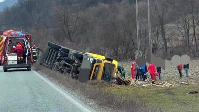 Accident rutier soldat cu decesul unui șofer și doi răniți grav