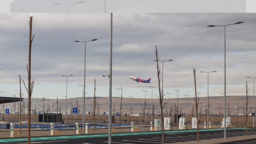 Park & ride-ul de lângă aeroport a fost dat în folosință | FOTO