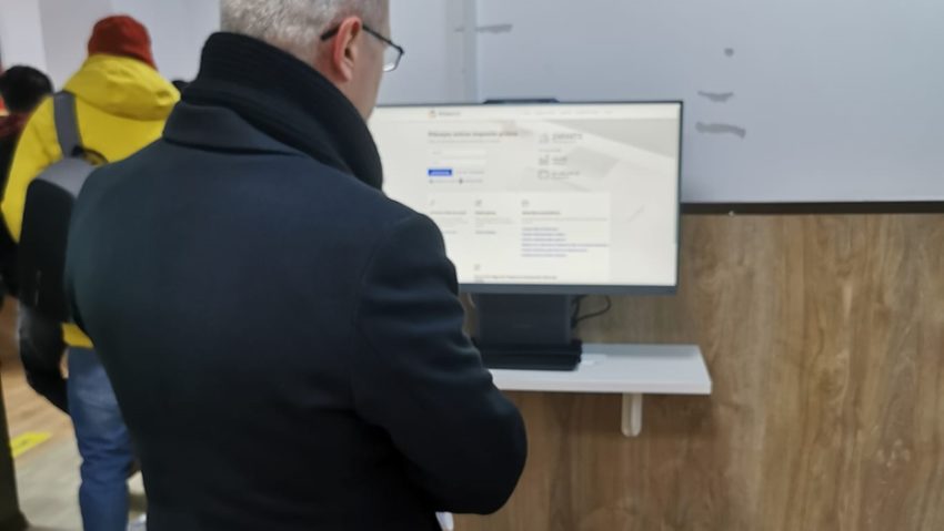 Plăți în regim self service cu cardul la Serviciul Înmatriculări Bihor