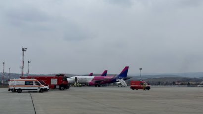 Planul Roşu de Intervenţie activat după ce un avion a raportat defecţiuni la fuzelaj | UPDATE